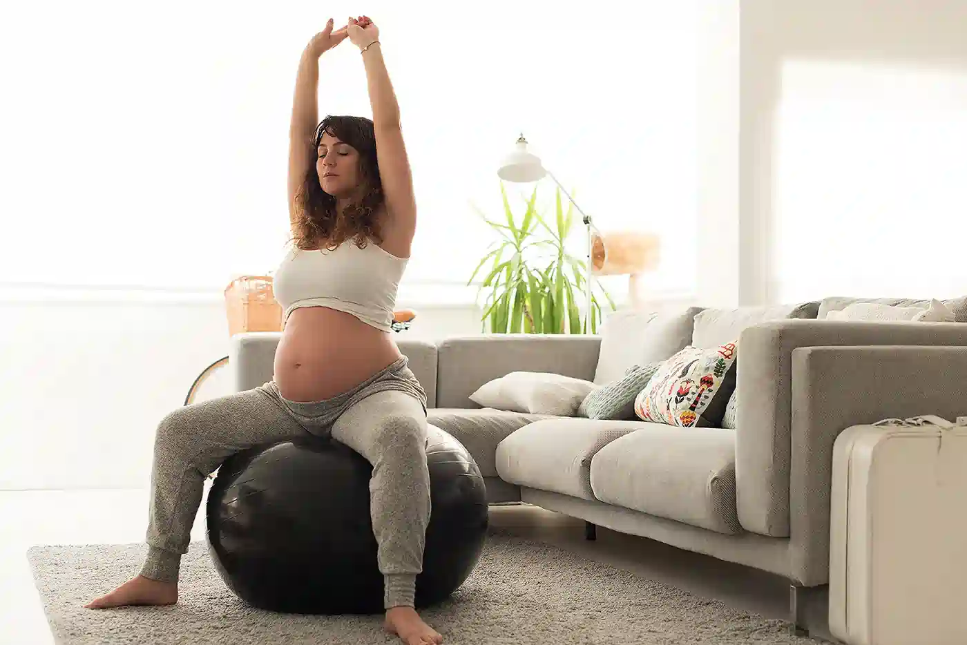 How to Support Your Core Safely During Pregnancy Bushey
